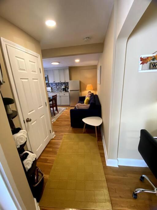 Cozy Boston Getaway Apartment! Free Parking Luaran gambar