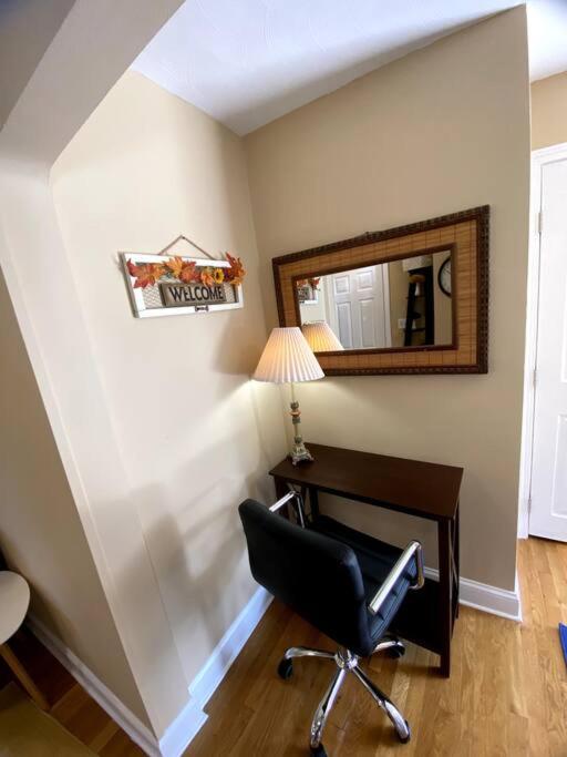 Cozy Boston Getaway Apartment! Free Parking Luaran gambar
